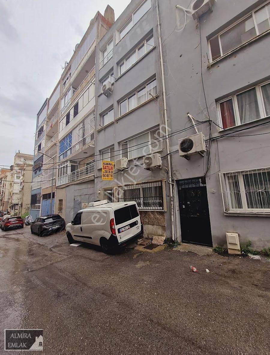 Metro İst İnönü Cad, Yakını 2+1 80m2 Ara Kat Ayrı Mutfak