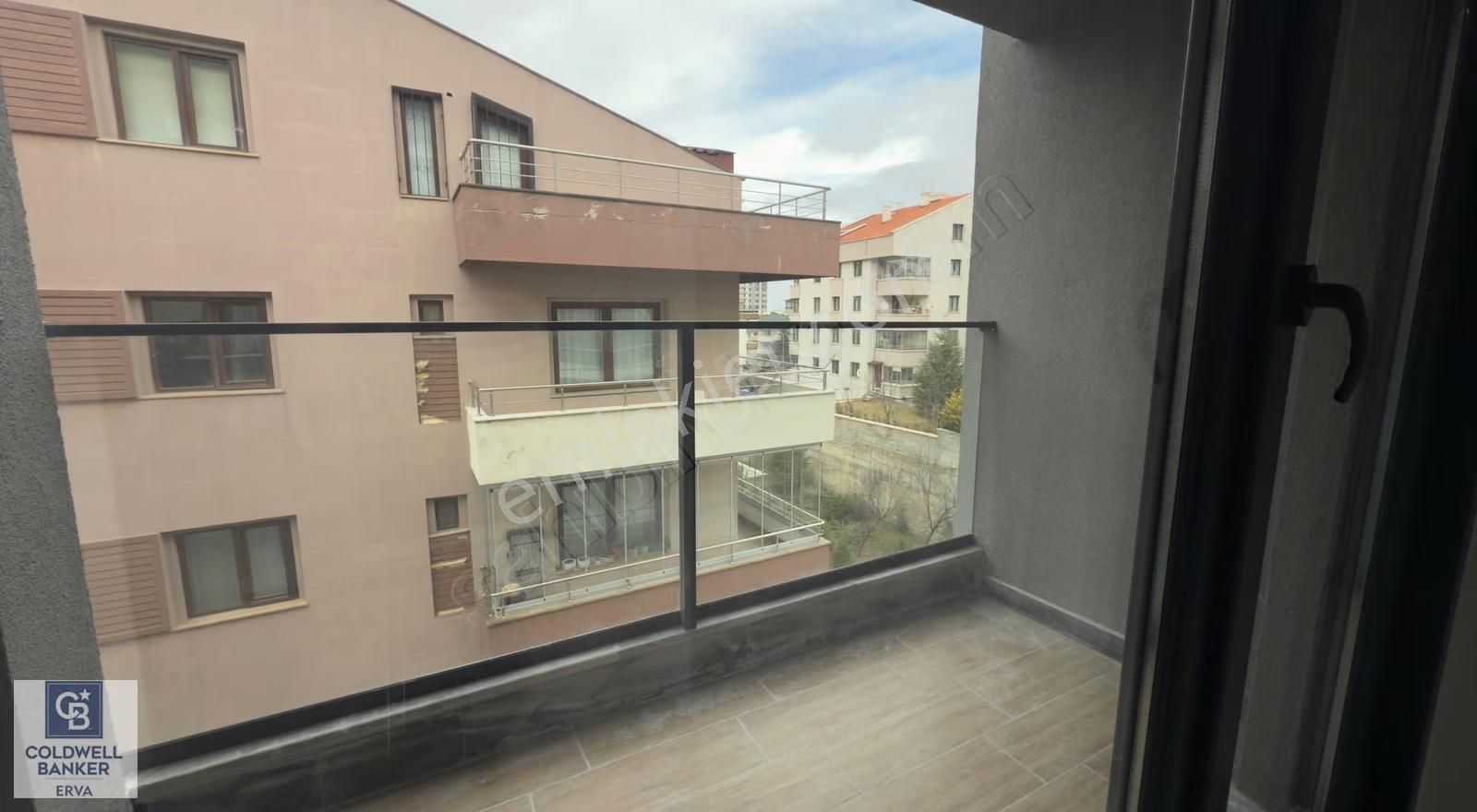 Çankaya Yıldız Kule Arkası Lüks Eşyalı Kiralık 1+1 Sıfır Daire - Görsel 7