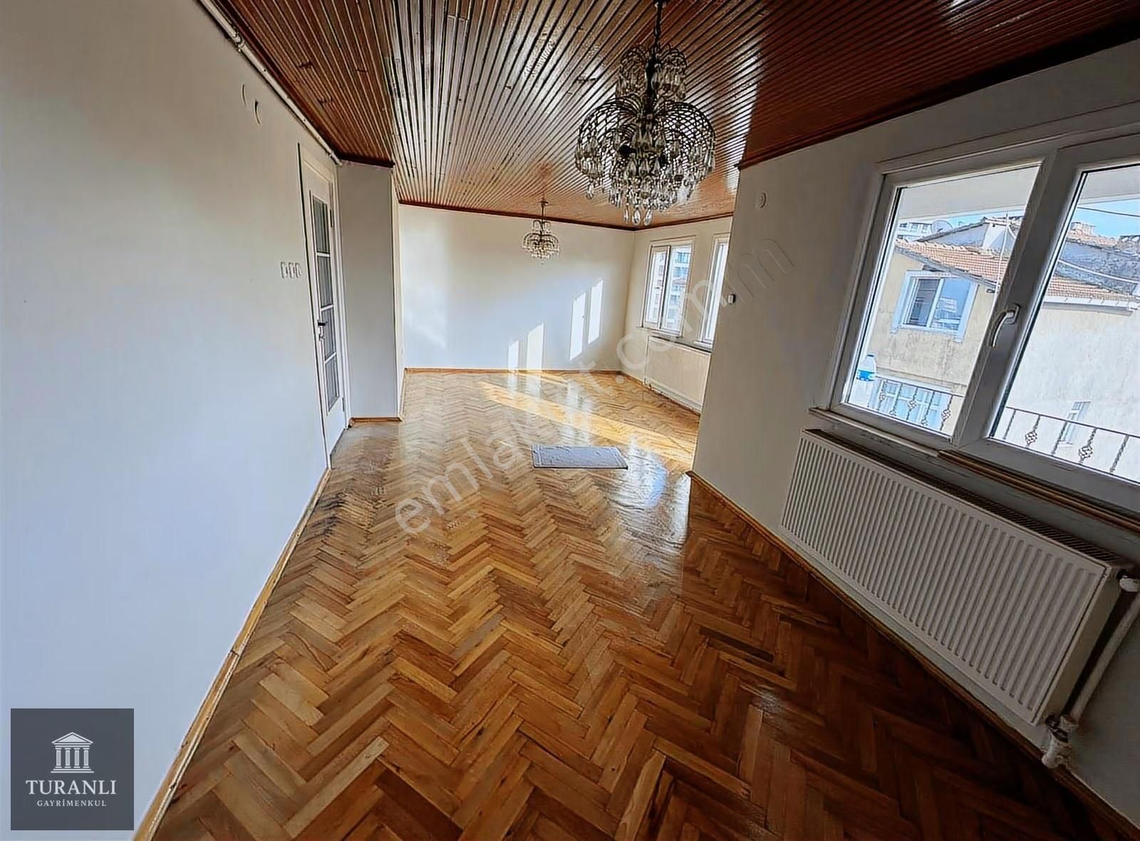 Turanlı'dan Tevfikbeyde 2+1 Komple Sıfır Tadilatlı Kiralık Daire - Görsel 2