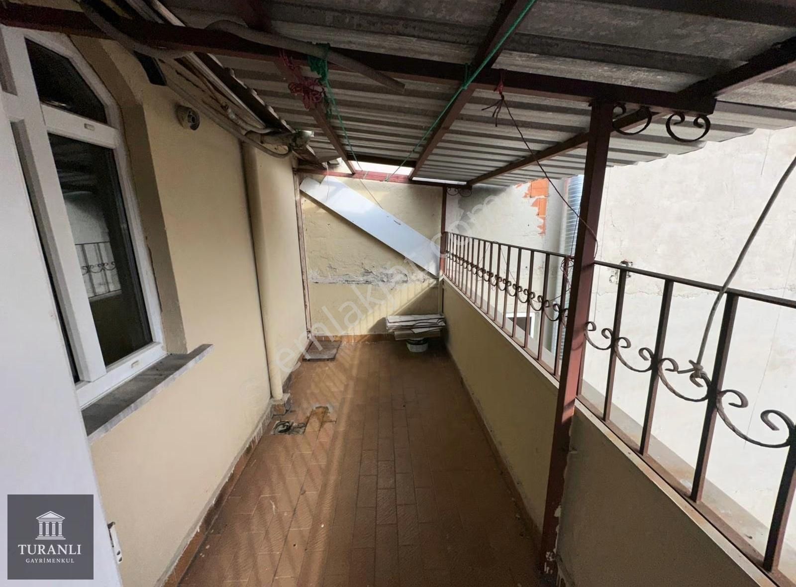 Turanlı'dan Tevfikbeyde 3+1 Aile Binası Temiz Kiralık Daire - Görsel 12
