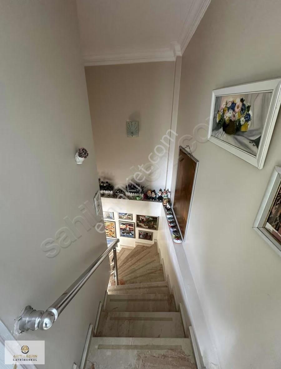 Kuşadası İki Çeşmelik 3+2 Çatı Dubleks Daire - Görsel 15