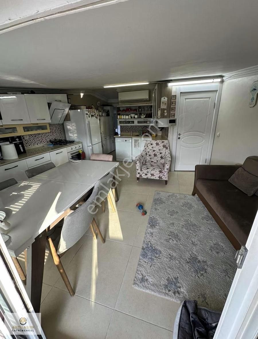 Kuşadası İki Çeşmelik 3+2 Çatı Dubleks Daire - Görsel 4