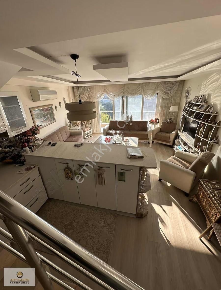 Kuşadası İki Çeşmelik 3+2 Çatı Dubleks Daire - Görsel 8