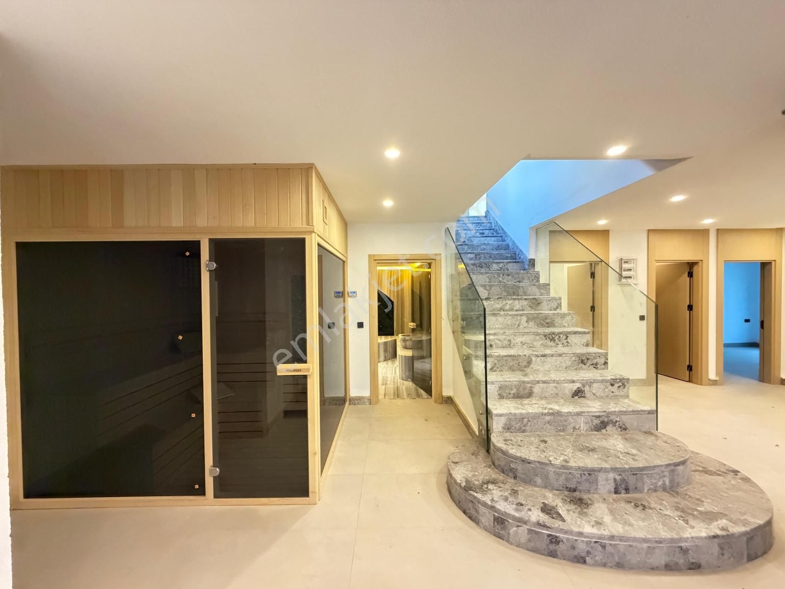 Konacıkta Satılık Kapalı Havuzlu Müstakil 5+2 Villa - Görsel 15