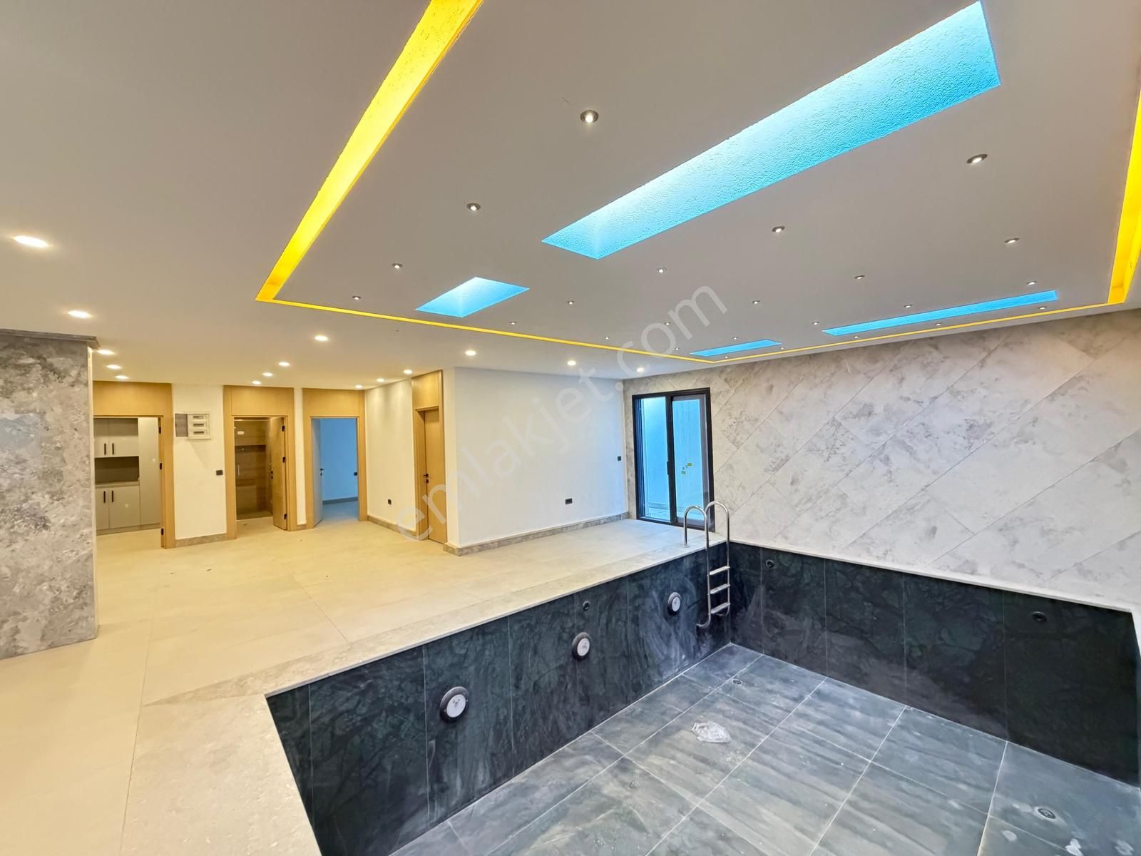 Konacıkta Satılık Kapalı Havuzlu Müstakil 5+2 Villa - Görsel 14