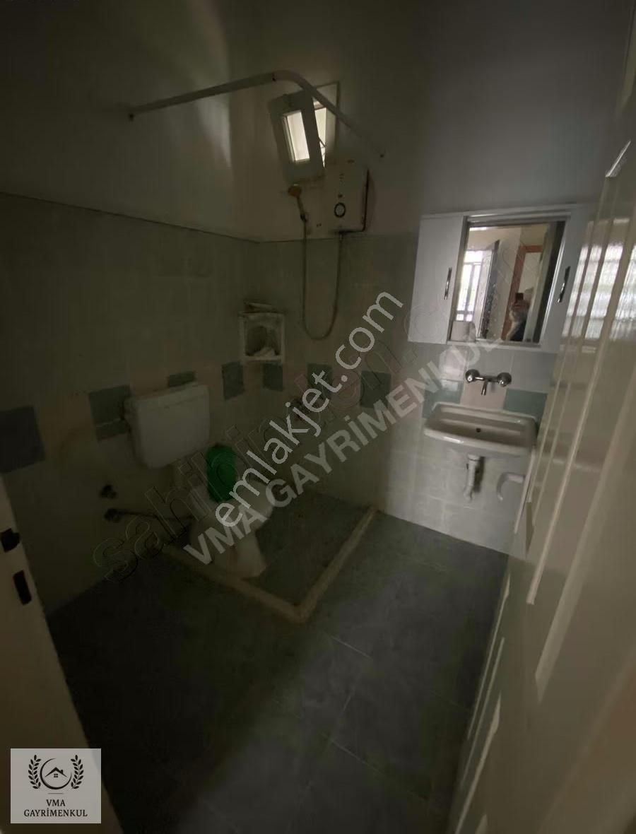 Atatürk Devlet Hastanesi Civarında 3+1 Sobalı - Görsel 7