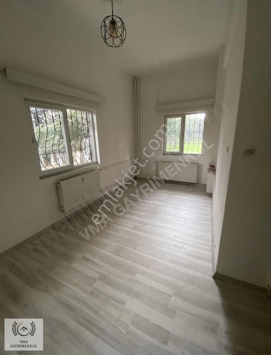 Atatürk Devlet Hastanesi Civarında 3+1 Sobalı - Görsel 6