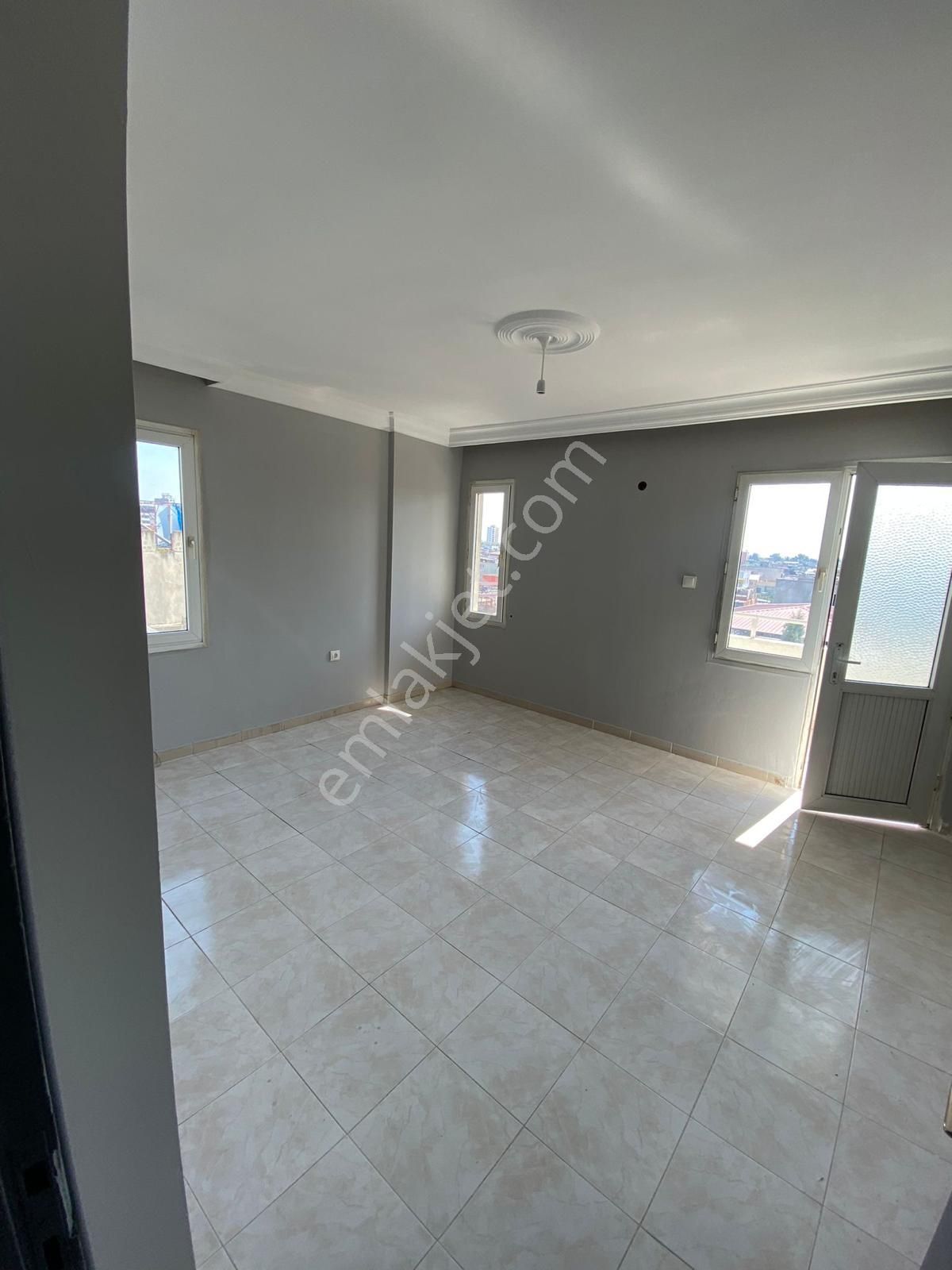 Adana Yüreğir Kozan Yolunda Ptt Evleri Kavşağına Yakın Konumda 3+1 Kiralık Aylık Fırsat Daire - Görsel 12