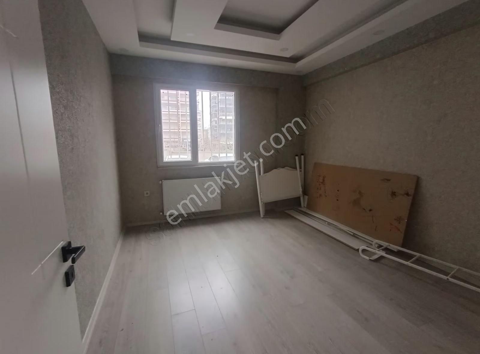 Narlıkuyu Mahallesi 2 35 Metre Sonra 2+1 Yüksek Giriş Kat Kiralı - Görsel 2