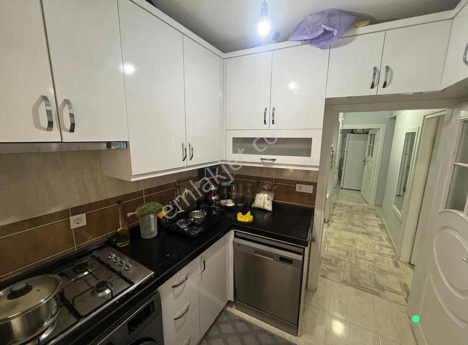 2012 Yapımı Yüksek Giriş 2+1 95m² Esentepe - Görsel 11