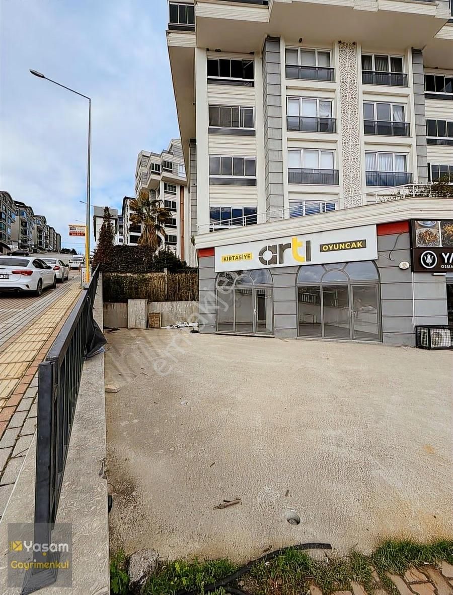 Atlıçayır Bulvarına Cephe Kiralık Köşe Dükkan Yüksek Tavan - Görsel 17
