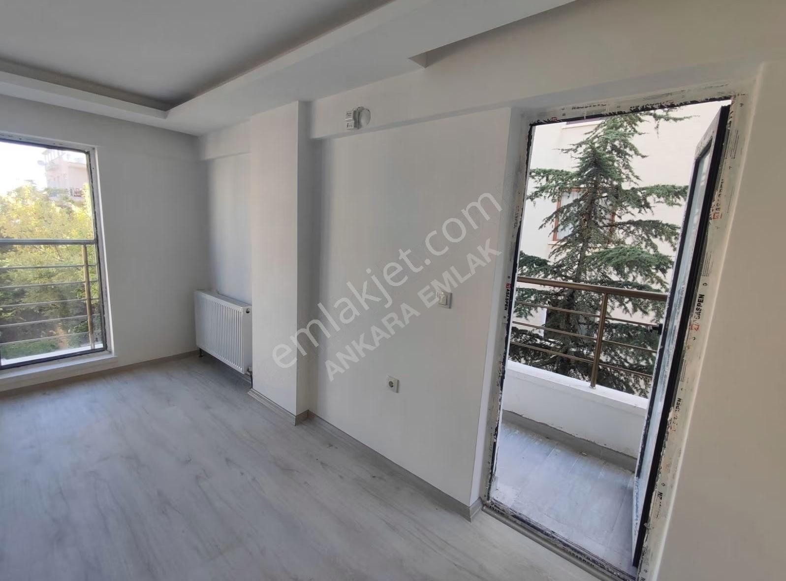 Esat Hacıyolusk Kızılay Tunalı Yakını 1+1 Yeni Bina 1.kat Kiralk - Görsel 2