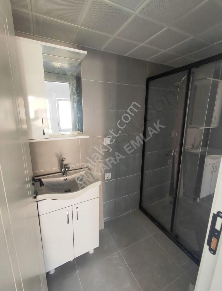 Esat Hacıyolusk Kızılay Tunalı Yakını 1+1 Yeni Bina 1.kat Kiralk - Görsel 15