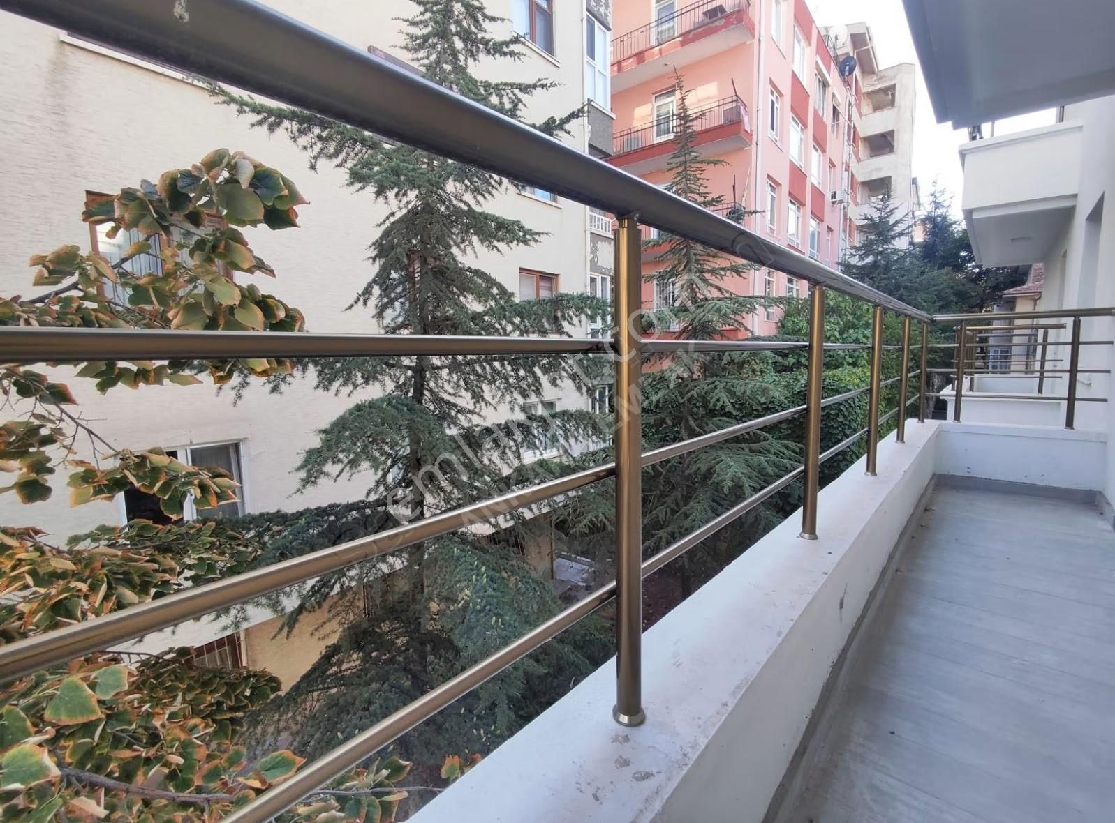 Esat Hacıyolusk Kızılay Tunalı Yakını 1+1 Yeni Bina 1.kat Kiralk - Görsel 22