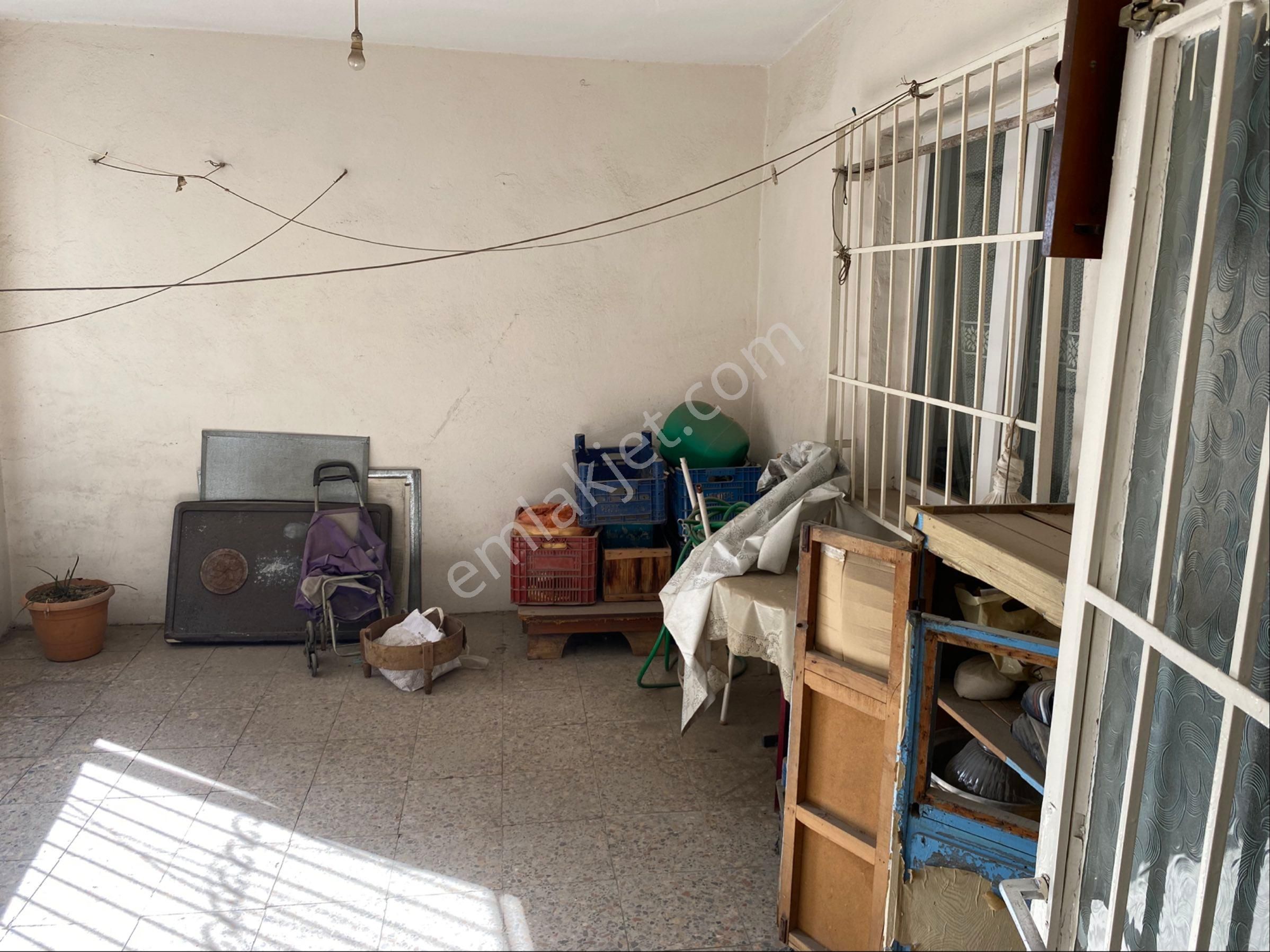 Bozyaka Sarıyer Mah. 3 Katlı Satılık Bina - Görsel 11