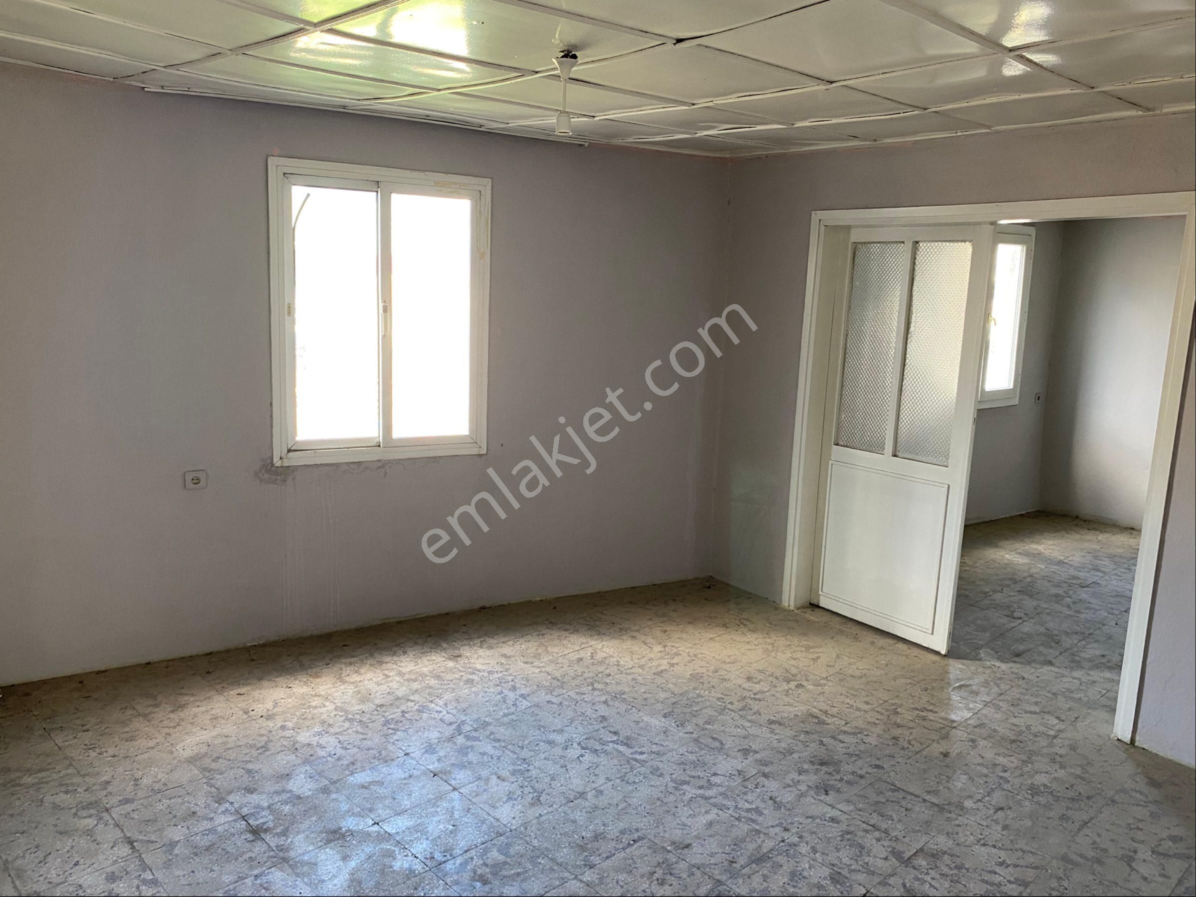 Bozyaka Sarıyer Mah. 3 Katlı Satılık Bina - Görsel 19