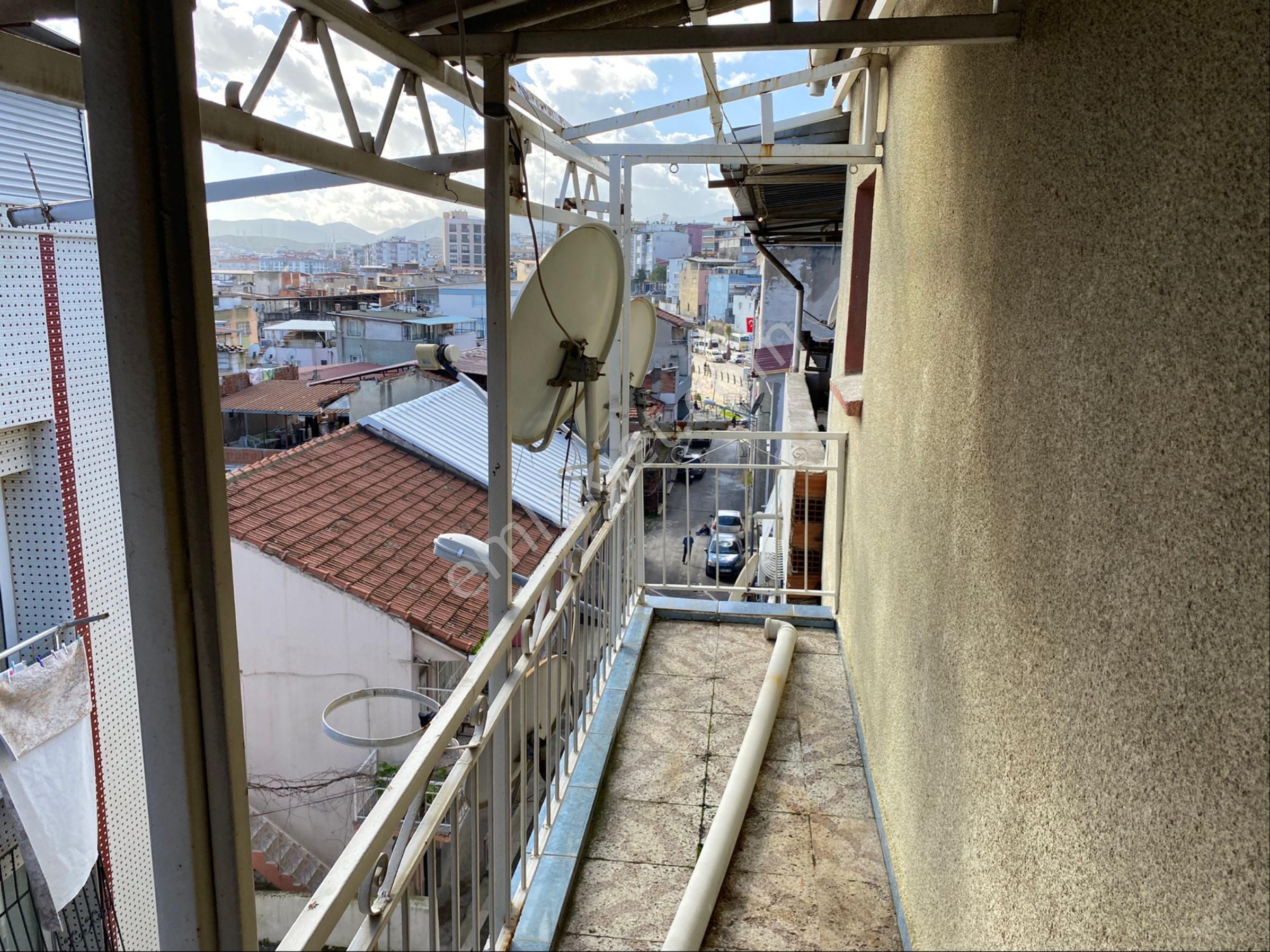 Bozyaka Sarıyer Mah. 3 Katlı Satılık Bina - Görsel 26