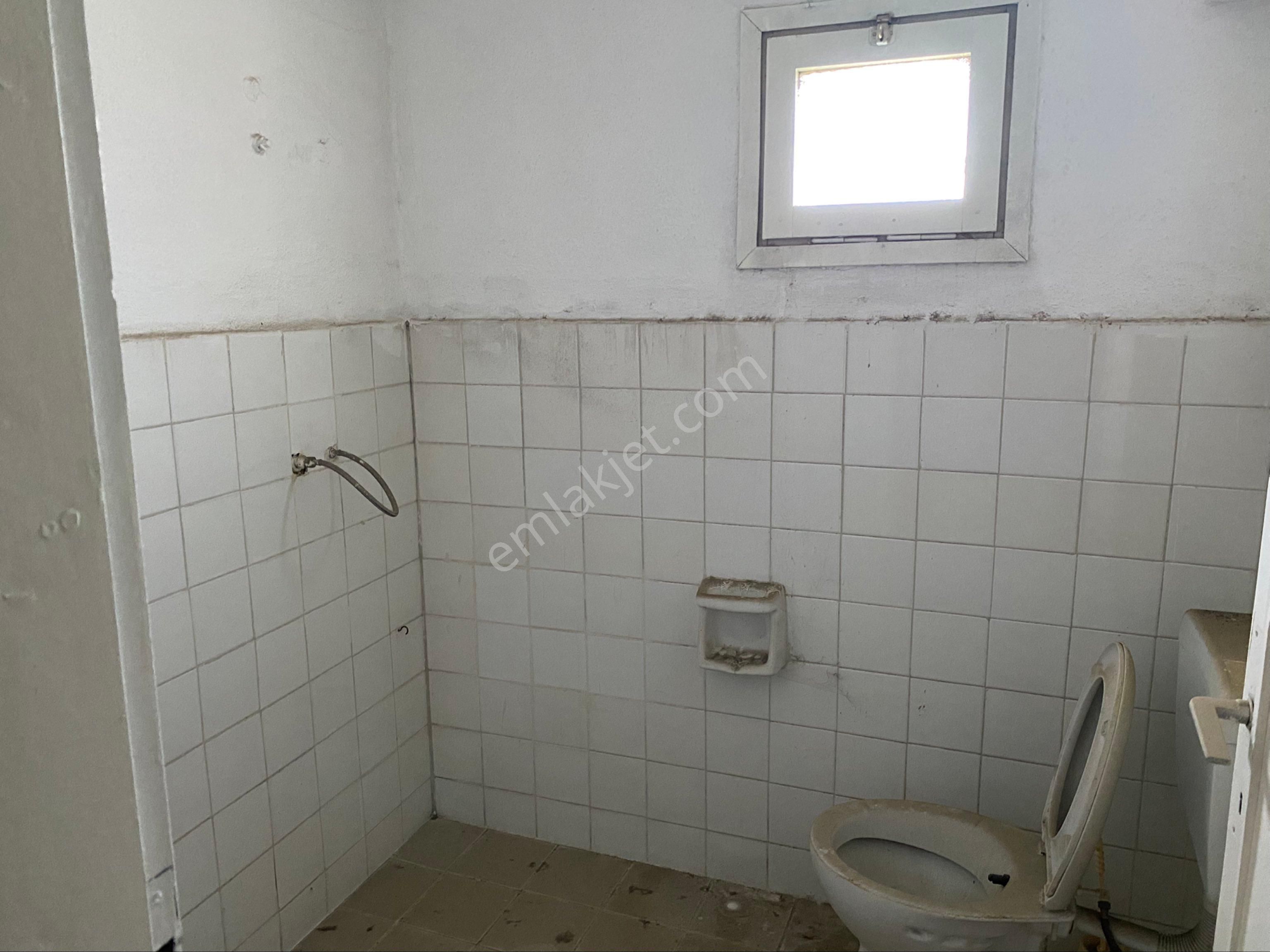 Bozyaka Sarıyer Mah. 3 Katlı Satılık Bina - Görsel 24