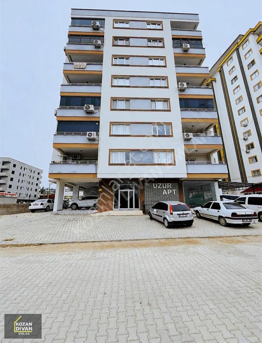 Kozan Divan Emlak'tan Otogar Yanı 4+1