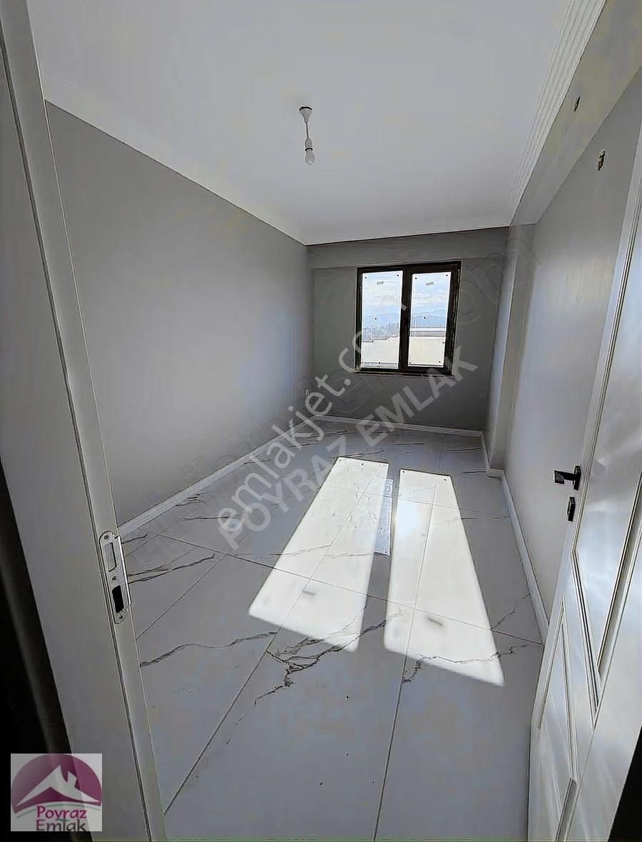 Cumayeri Çevrik Mahallesinde Sıfır Lüks 3+1 125 M2 Daireler - Görsel 8