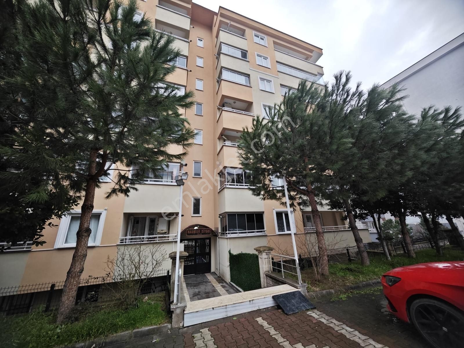 Bursa Yıldırım Bağlaraltı 3+1 Ara Kat Geniş Daire