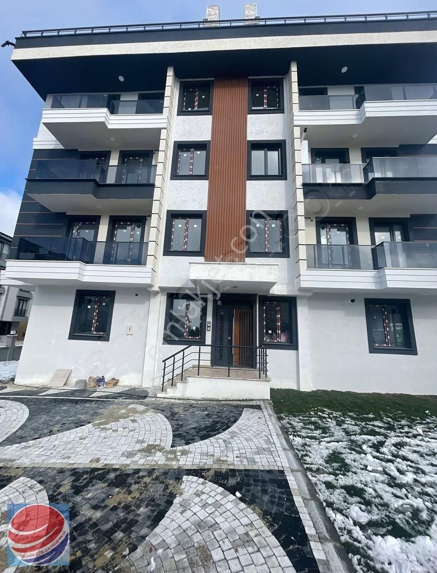 Silivri Fatih Mah. Sıfır Ara Kat Kapalı Mutfak 2+1 Daire - Görsel 6