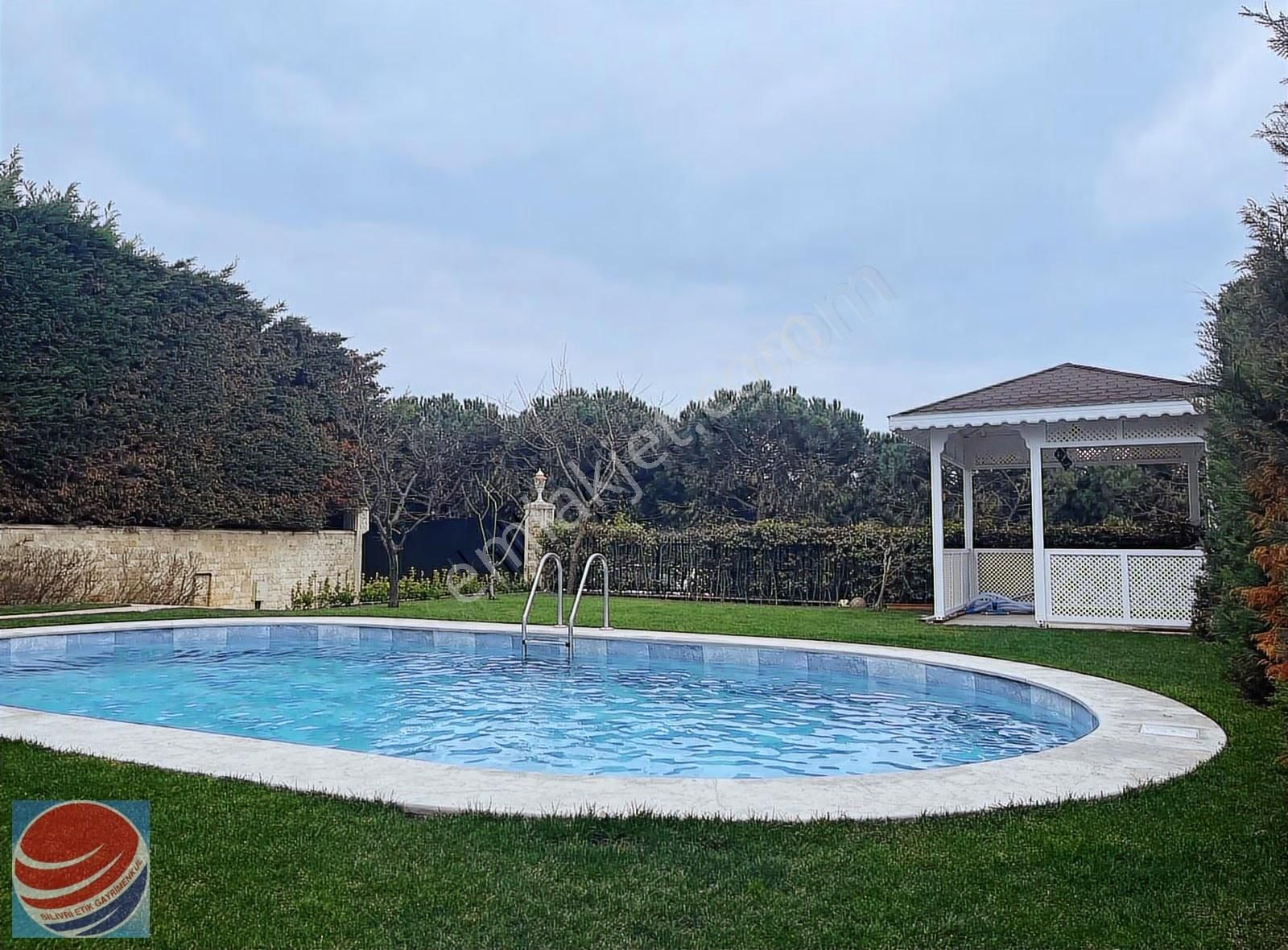 Güzelşehir Sitesinde Müstakil Havuzlu Masrafsız 3+1 Villa - Görsel 6