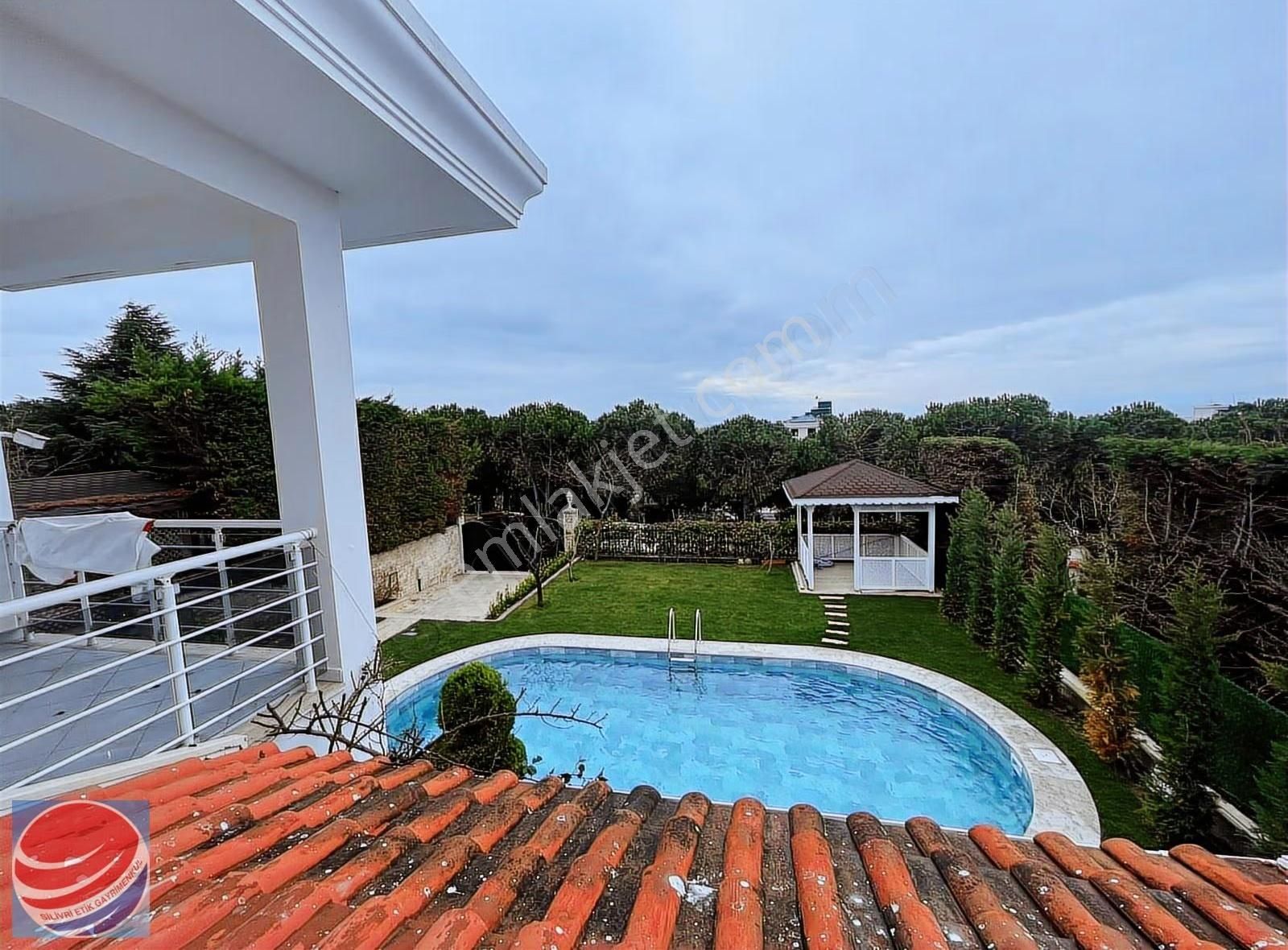 Güzelşehir Sitesinde Müstakil Havuzlu Masrafsız 3+1 Villa - Görsel 21