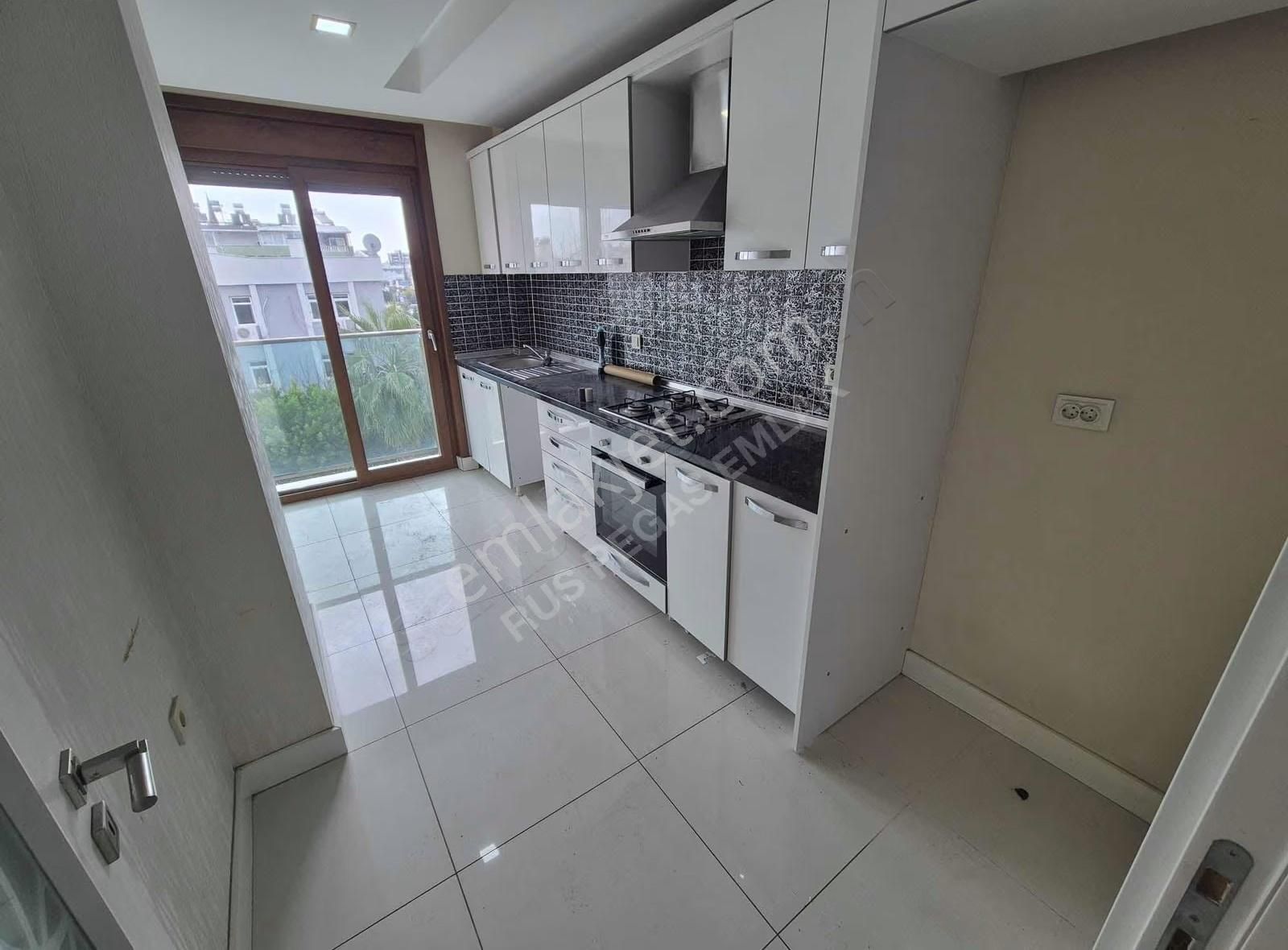 Liman Kiralık Ofis 3+1 Eşyasız Katta - Görsel 6