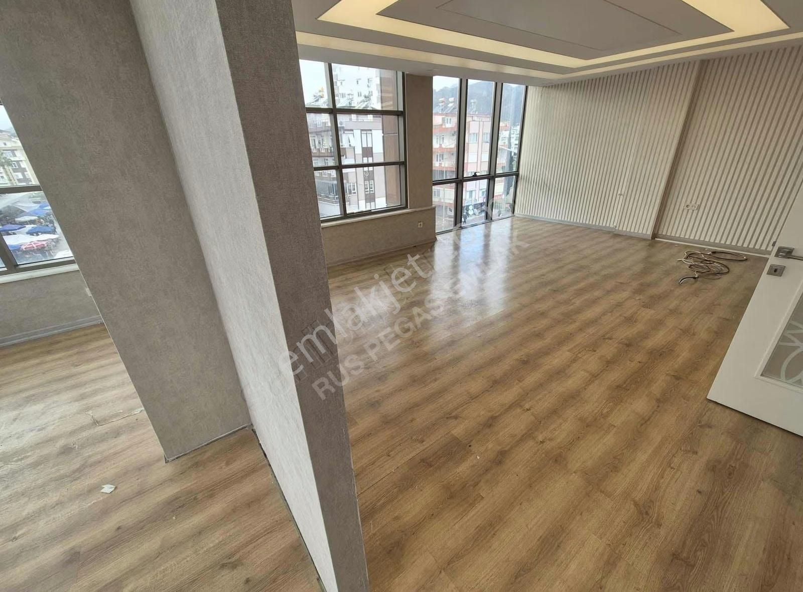 Liman Kiralık Ofis 3+1 Eşyasız Katta - Görsel 10