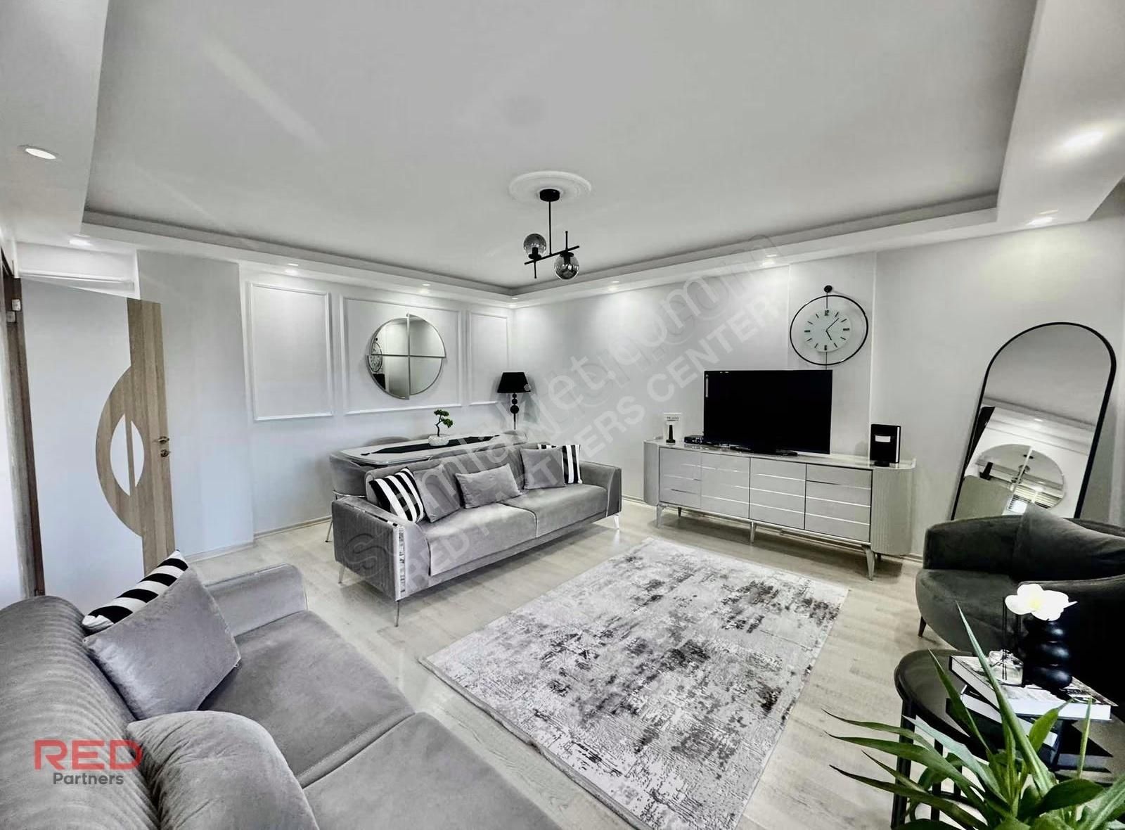 Kartepe'de Havuzlu Site İçerisinde 3+1 Eğimsiz Dubleks - Görsel 13