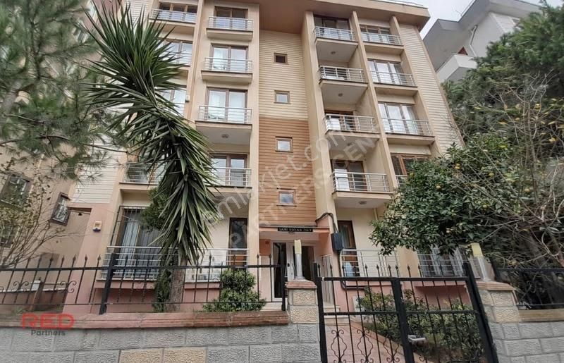 Kartal Karlıktepe 3+1 Kiralık Daire | Yüksek Giriş, Açık Otopark