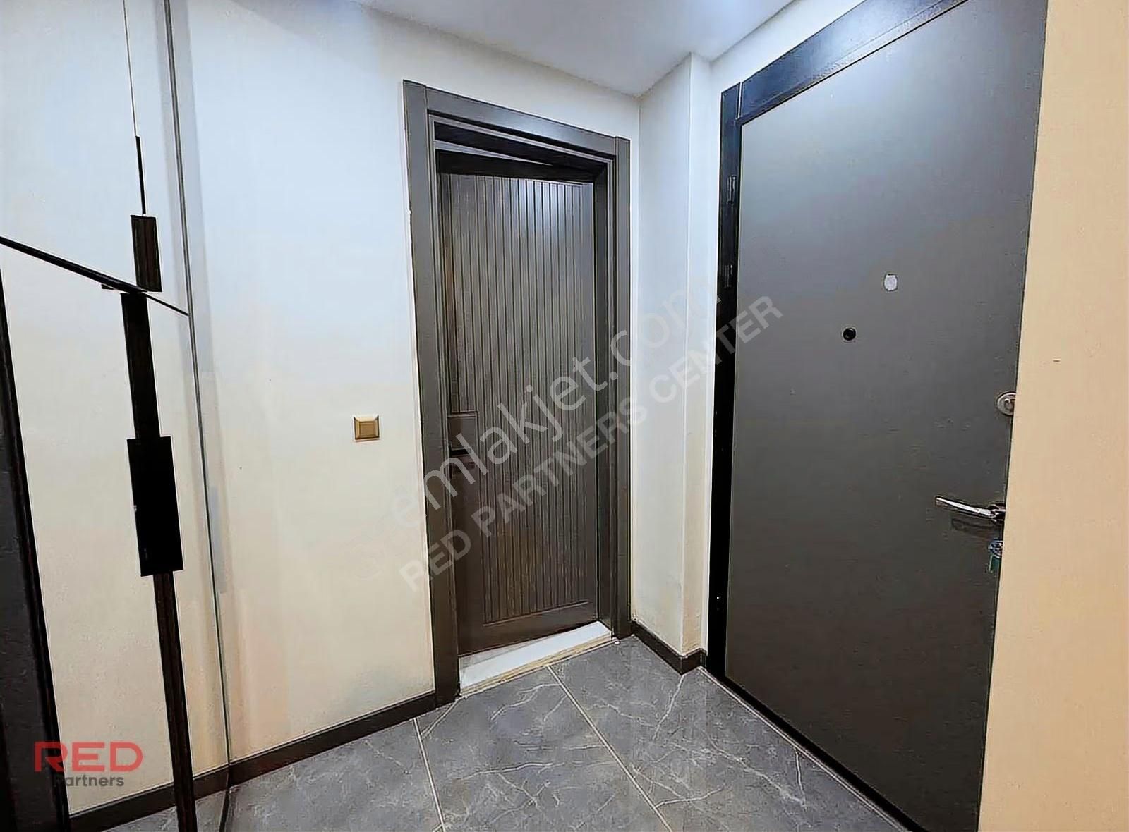 Zeray Mahal'de Site İçinde Satılık Bahçeli Geniş 1+1 - Görsel 7