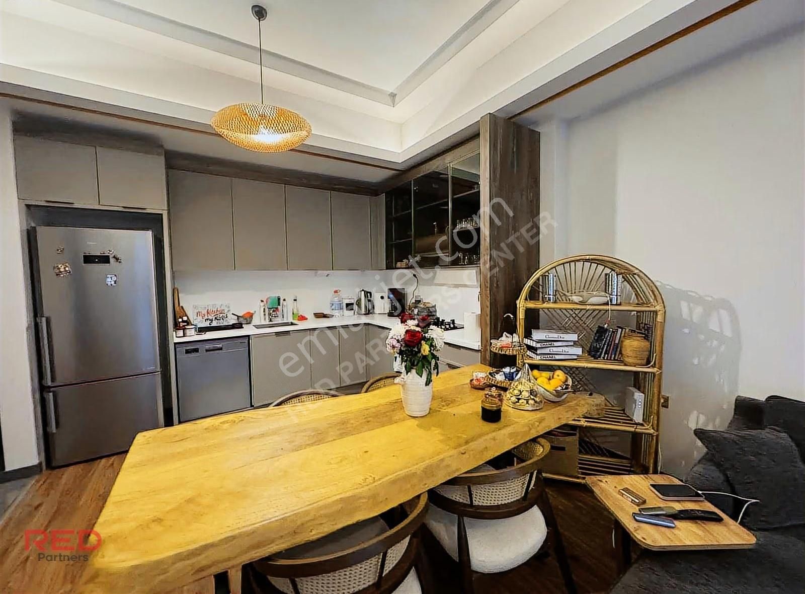 Zeray Mahal'de Site İçinde Satılık Bahçeli Geniş 1+1 - Görsel 27