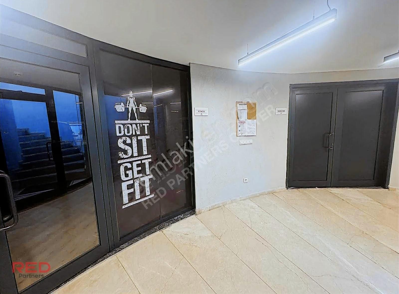 Zeray Mahal'de Site İçinde Satılık Bahçeli Geniş 1+1 - Görsel 26