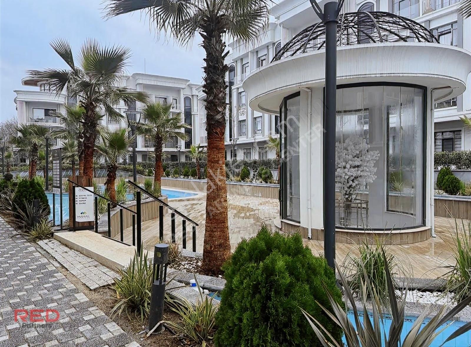 Zeray Mahal'de Site İçinde Satılık Bahçeli Geniş 1+1 - Görsel 14