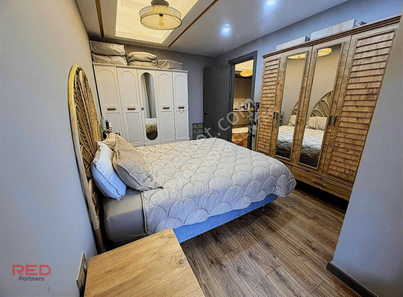 Zeray Mahal'de Site İçinde Satılık Bahçeli Geniş 1+1 - Görsel 22