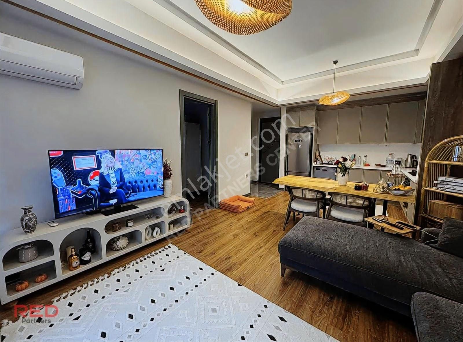 Zeray Mahal'de Site İçinde Satılık Bahçeli Geniş 1+1 - Görsel 6