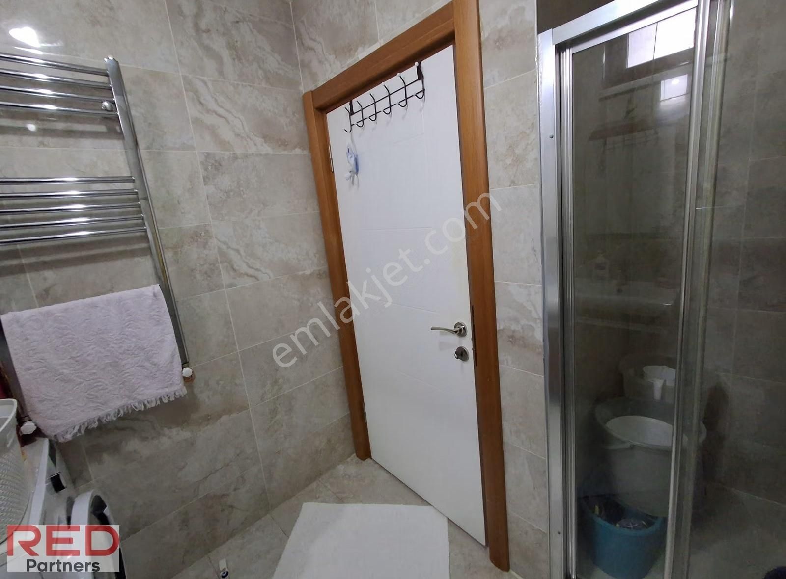 Tuzla Aydınlı'da Ferah Satılık 2+1 Daire ! - Görsel 16