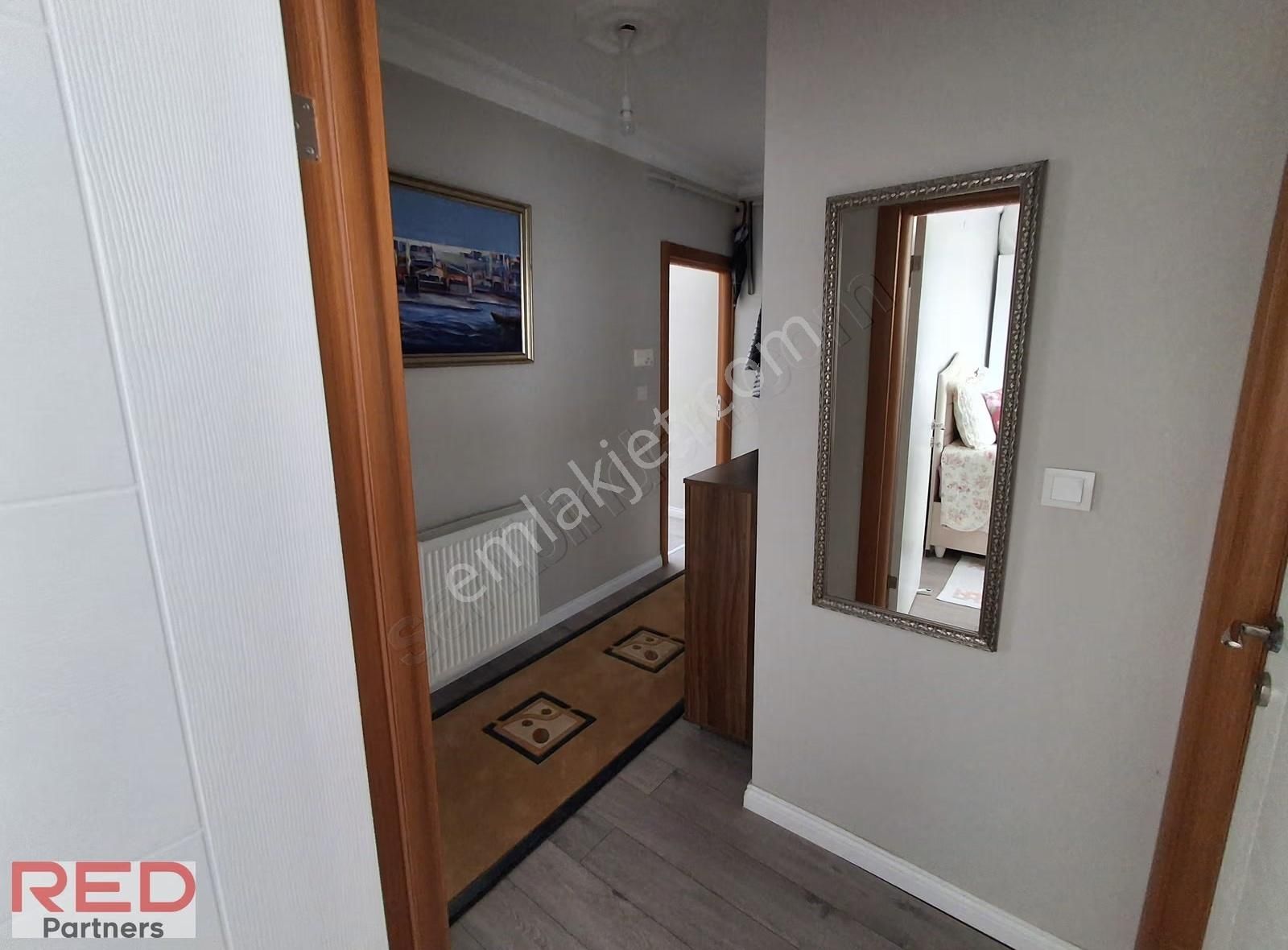 Tuzla Aydınlı'da Ferah Satılık 2+1 Daire ! - Görsel 12