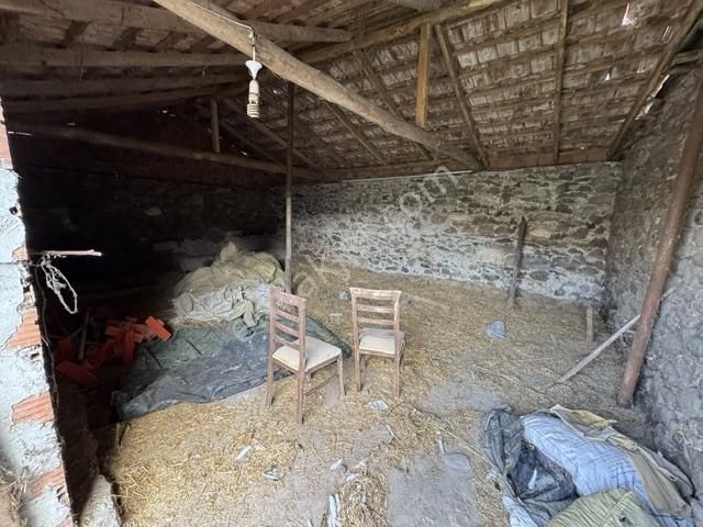 İzmir Kınık 512 M2 Arsa İçerisinde Satılık Köy Evi - Görsel 4