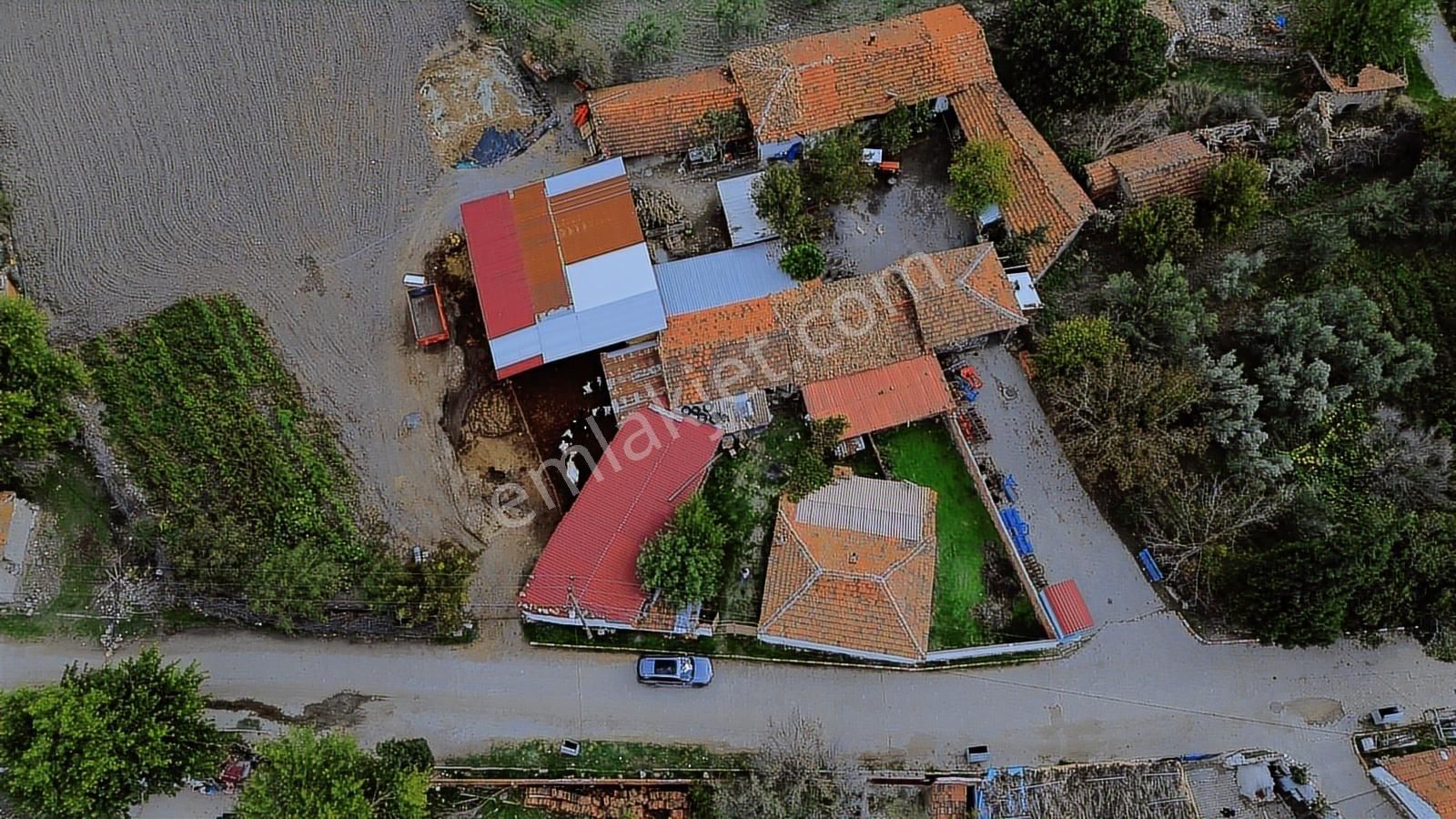 İzmir Kınık 512 M2 Arsa İçerisinde Satılık Köy Evi - Görsel 19