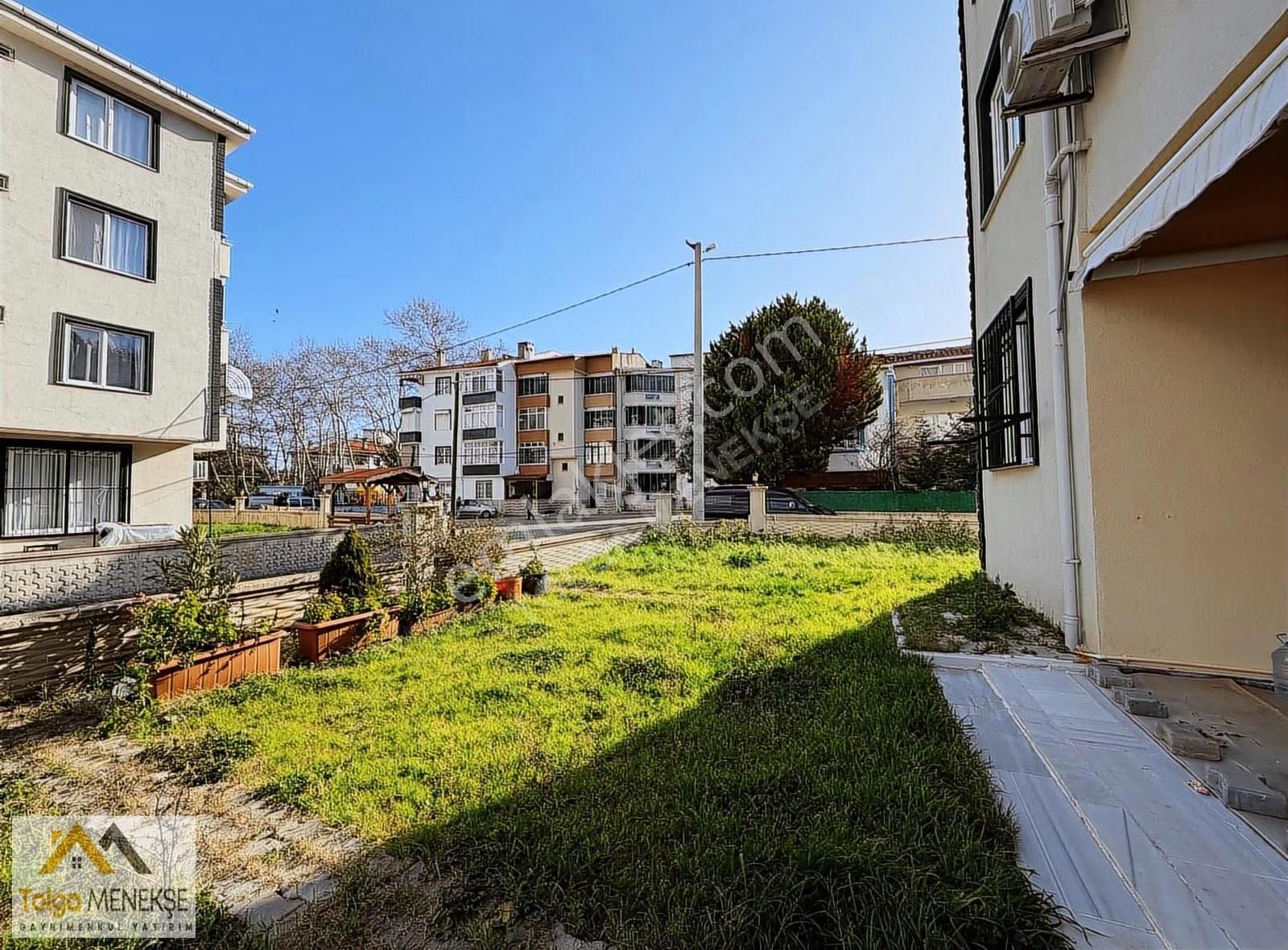 Kumbağ Pazar Sokağı 'nda 2+1 Kombili Denize 200 Mt Bahçe Katı - Görsel 9