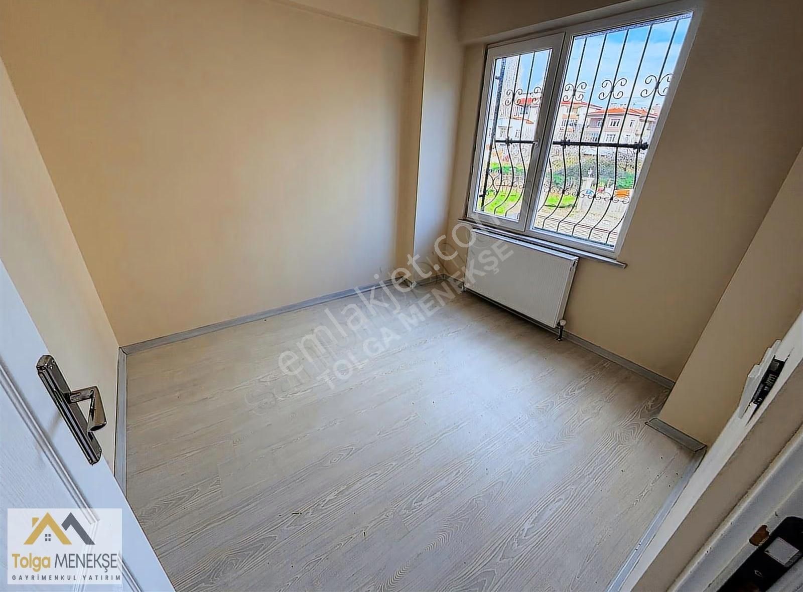 Kumbağ Pazar Sokağı 'nda 2+1 Kombili Denize 200 Mt Bahçe Katı - Görsel 11