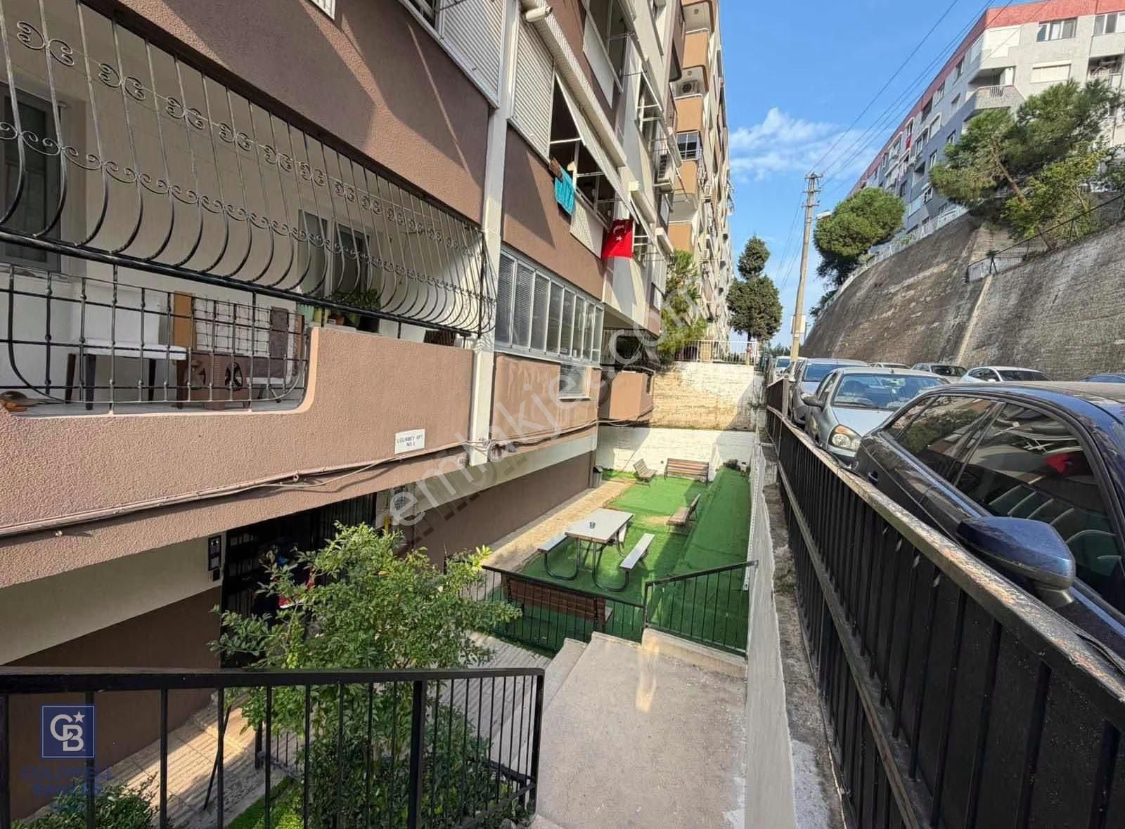 İzmir Poligon Mahallesinde Geniş Ferah 2+1 Daıre - Görsel 30