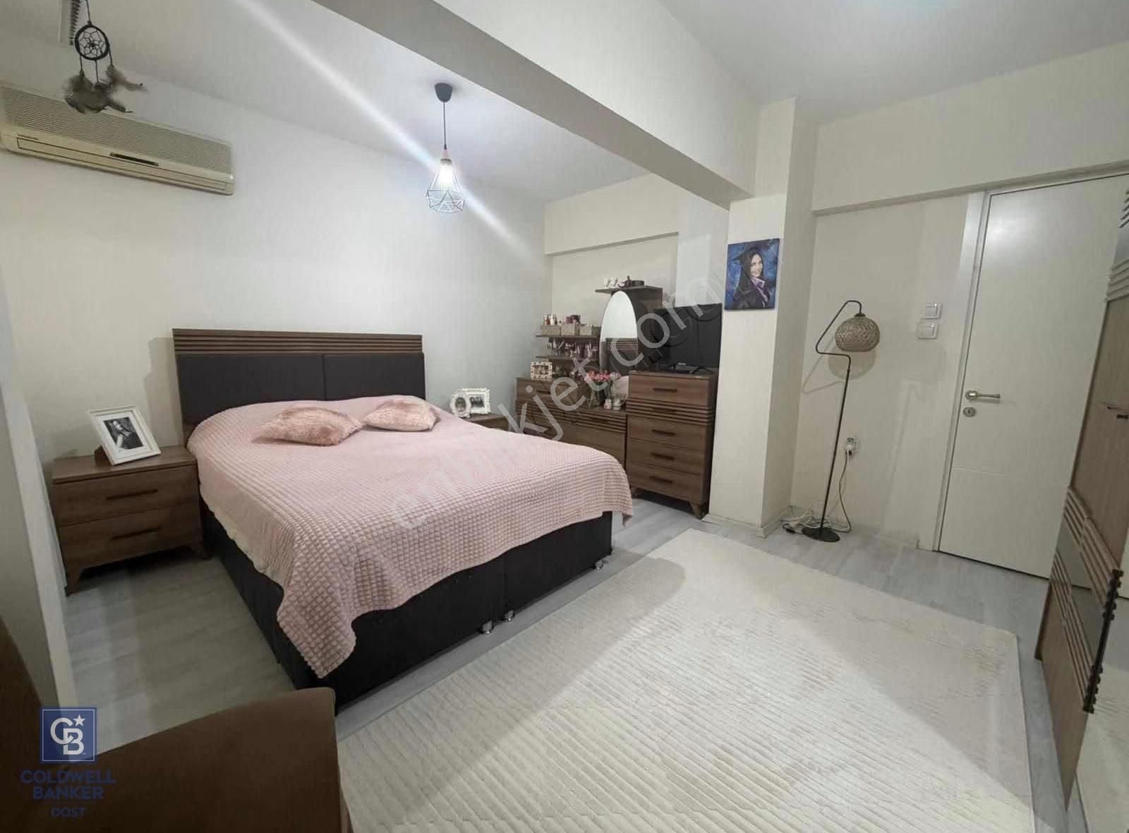 İzmir Poligon Mahallesinde Geniş Ferah 2+1 Daıre - Görsel 5