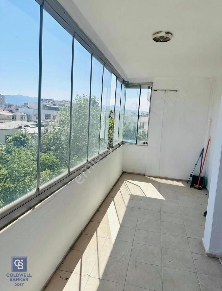 Buca Yenigün Mahallesin'de 3+1 Kiralık Daıre - Görsel 6