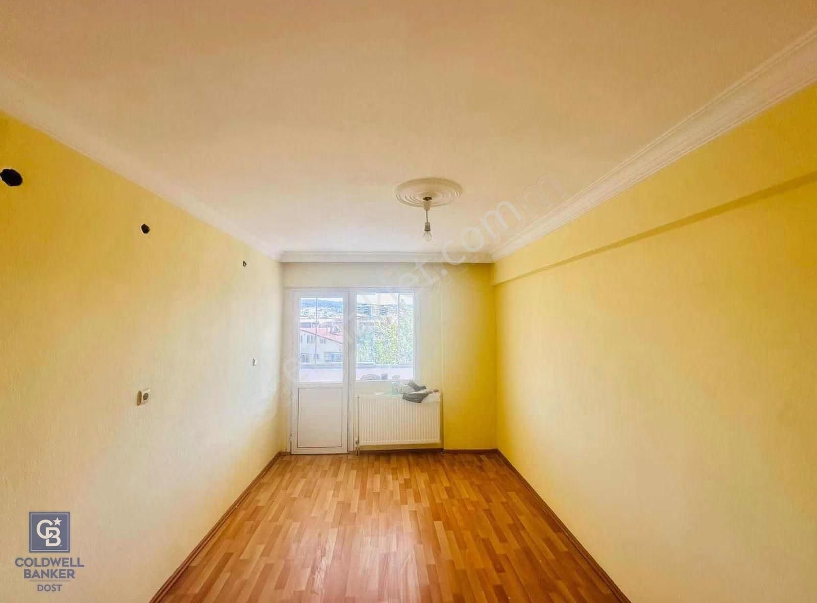 Buca Yenigün Mahallesin'de 3+1 Kiralık Daıre - Görsel 10