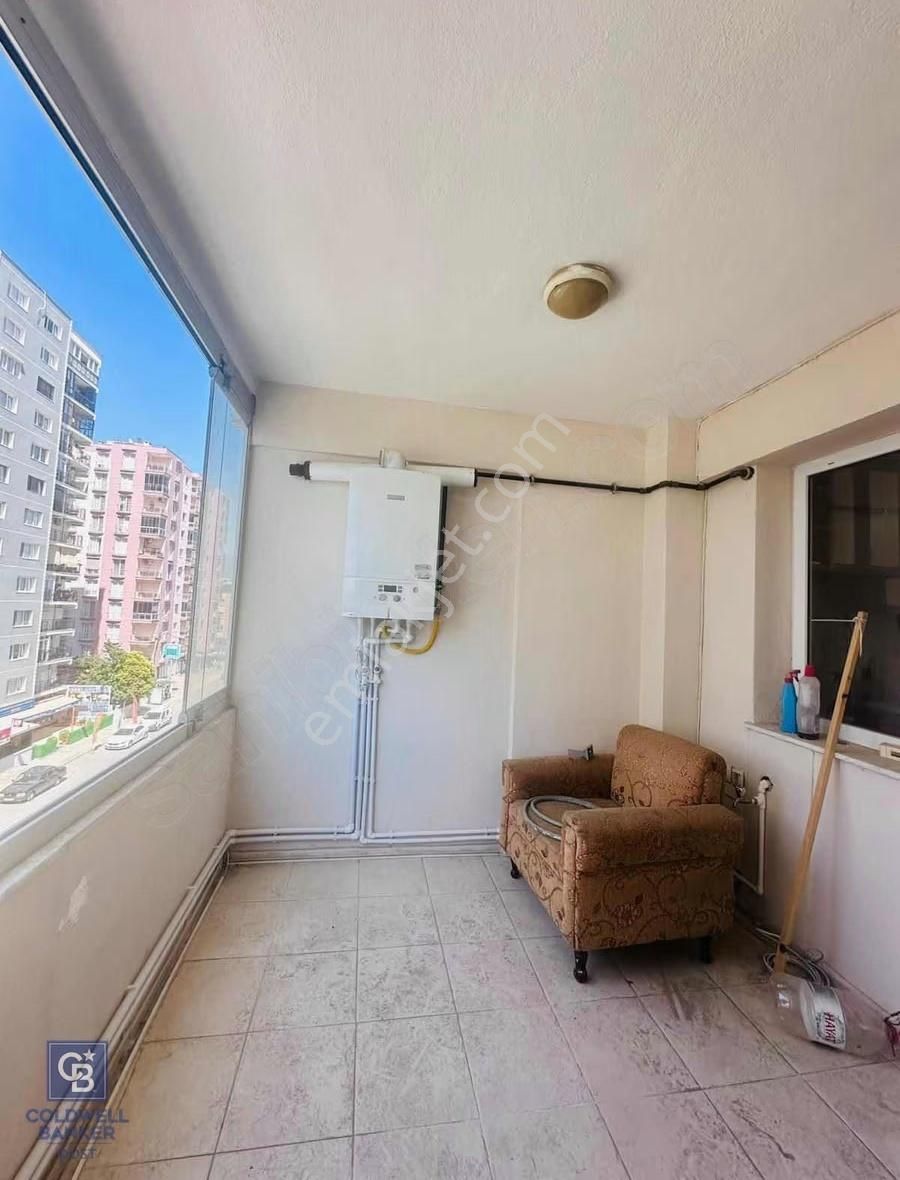 Buca Yenigün Mahallesin'de 3+1 Kiralık Daıre - Görsel 9