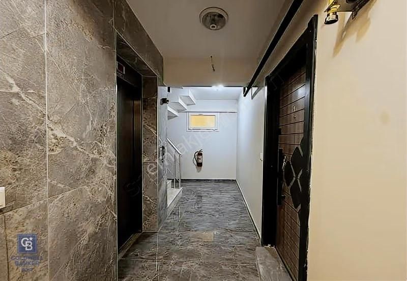 İzmir Karabağlar Bahçelievler'de 2+1 Satılık Daire - Görsel 6